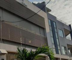 Oficina amoblada en Edificio Tecnozona