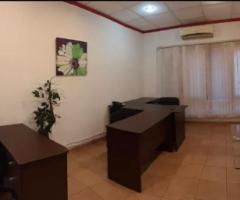 Oficina amoblada en Edificio Tecnozona